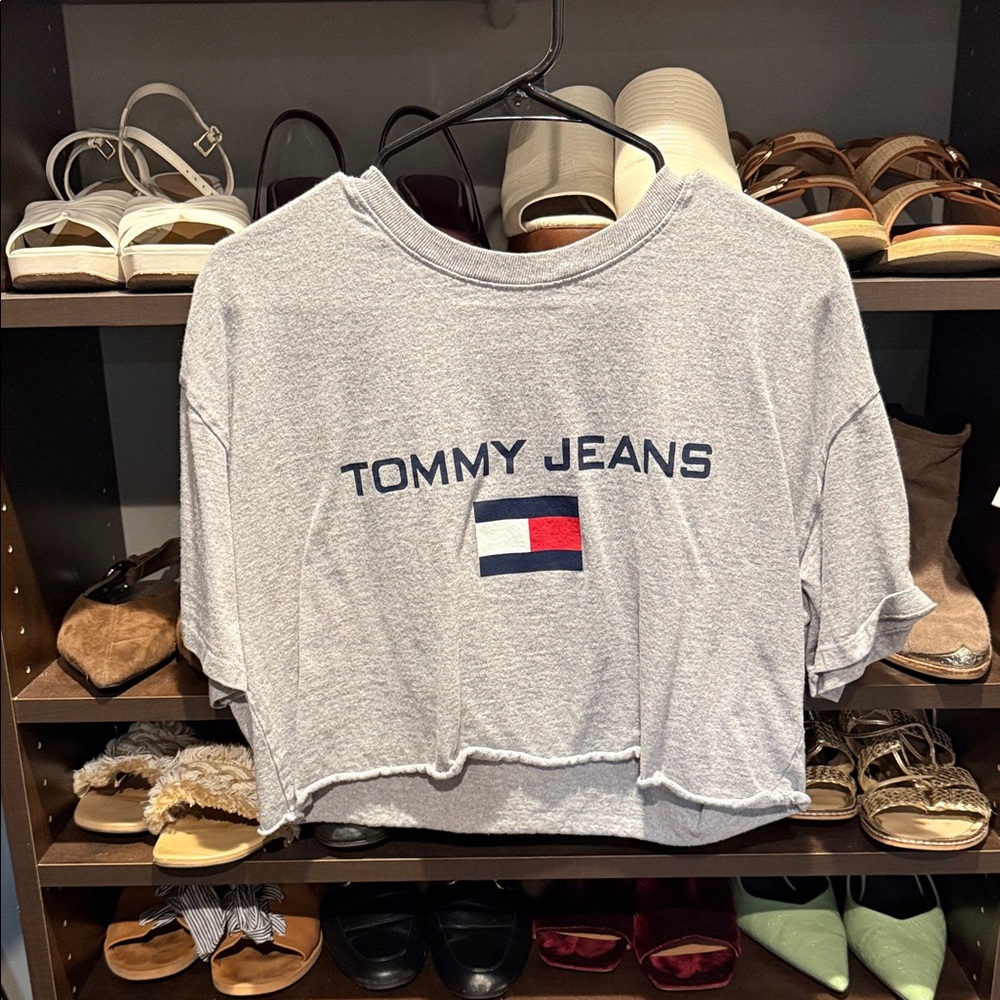Tommy Hilfiger Gray T-Shirt cropped